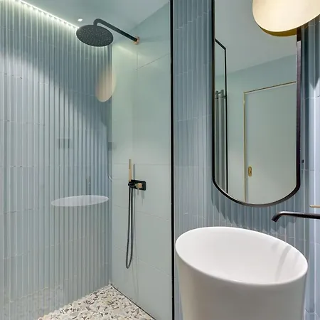 Deo Plaza Basen & Sauna By Grand